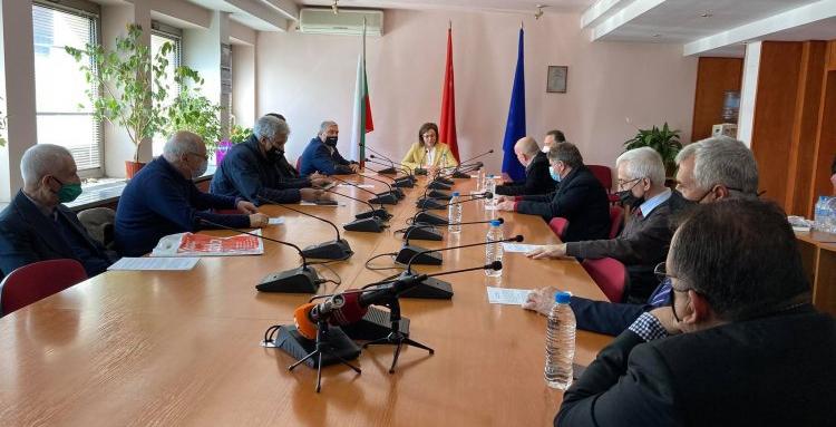 14 партии и организации изненадващо подкрепиха БСП